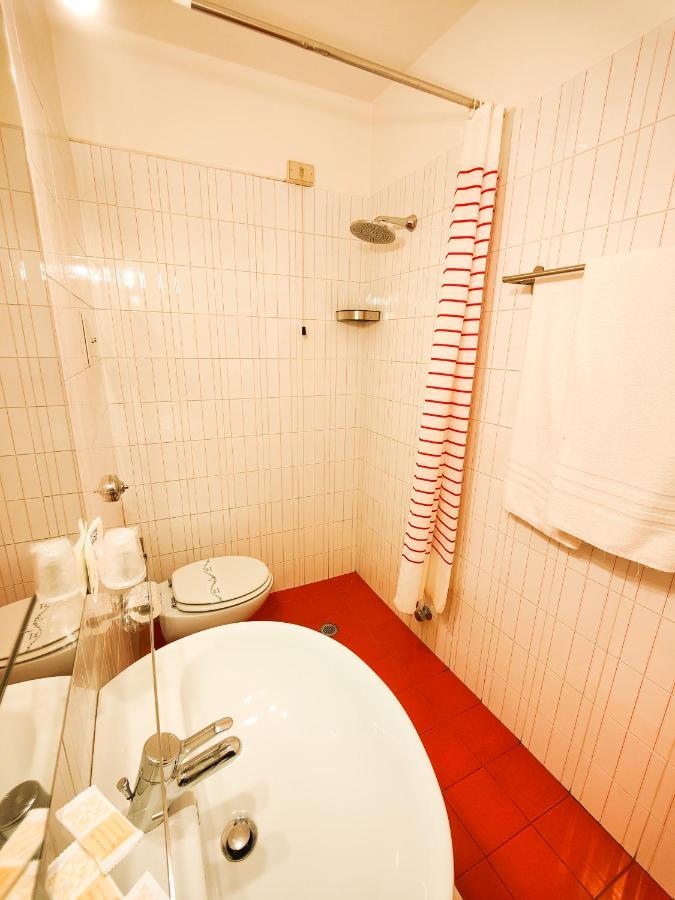 Tenesi 2* Manerba del Garda