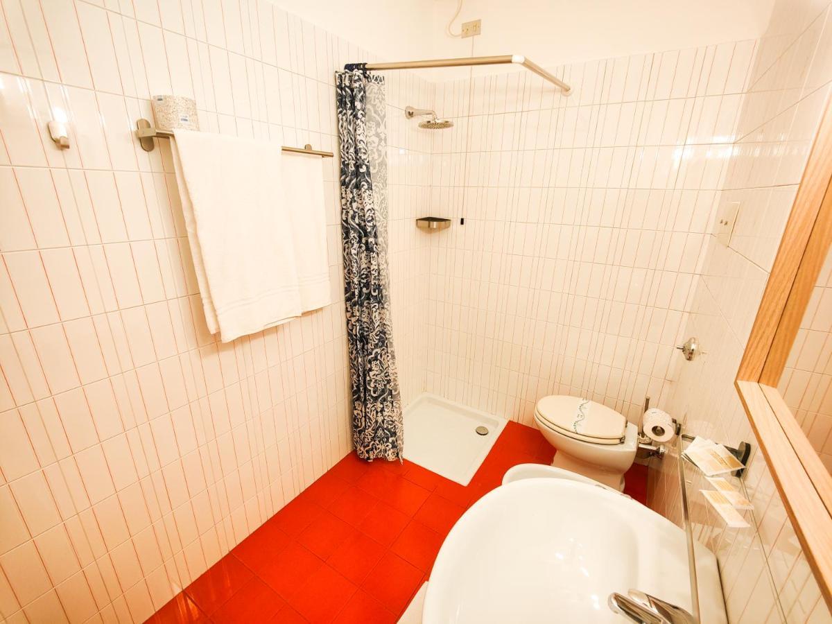 Hotel Tenesi