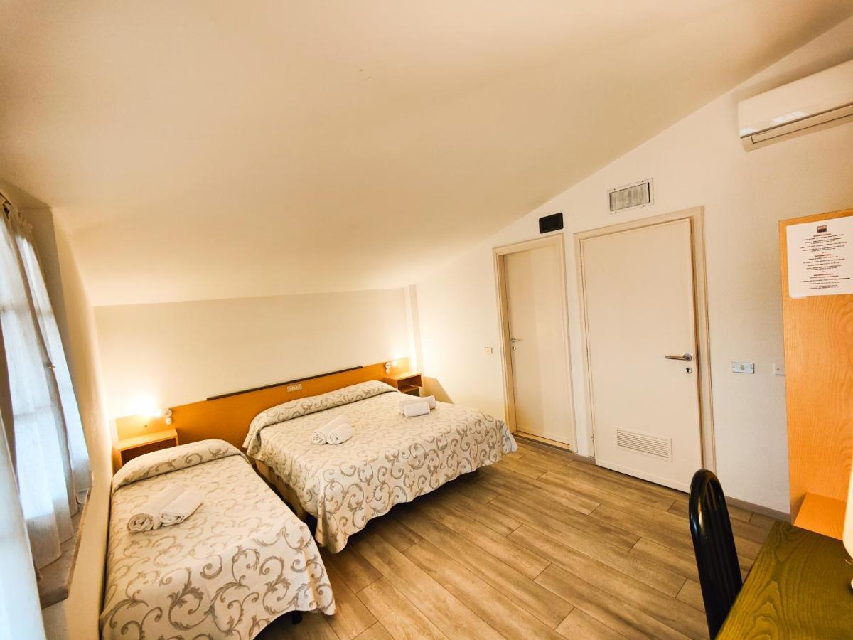 Hotel Tenesi Manerba del Garda