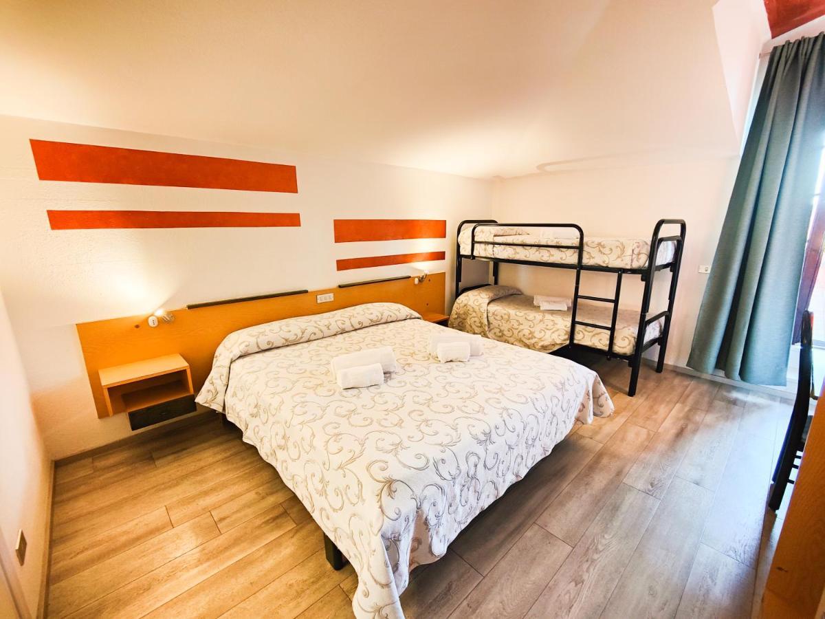 Hotel Meublè Tenesi Manerba del Garda